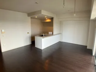 ライオンズ豊見城セントマークス【12階】の居間