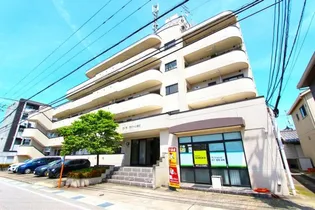 ヴィラ ラボール磯部の画像