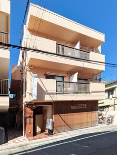 エルマンション【1階】の外観