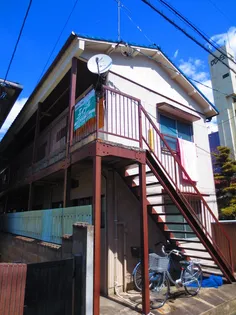 みどり荘【2階】の外観