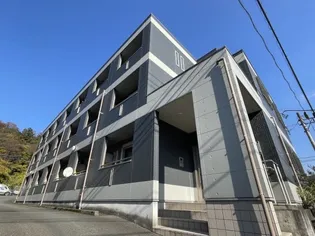 MONOLITH COURTの画像