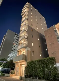 東京都新宿区西新宿4【マンション】の外観