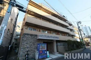 東京都新宿区西新宿4【マンション】の外観