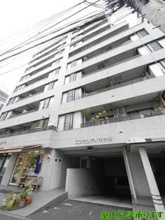 東京都新宿区箪笥町【マンション】の外観