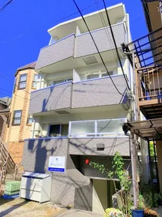 プチラークビルの画像
