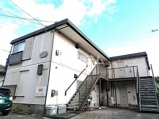 ドミール久里浜の外観