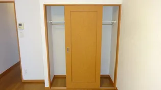 ちゅら【2階】の居間