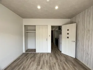 アヴェンタドール【2階】の内装