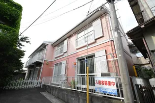 ニューコーポ若村【1階】の外観