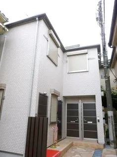 東京都新宿区大久保2【アパート】の外観