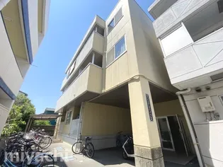 クリスタルハイツII【3階】の外観