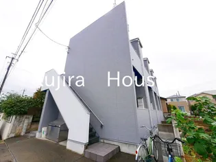 シュテルン大宮【1階】の外観