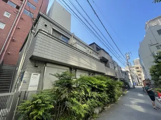 東京都新宿区西新宿7【マンション】の外観
