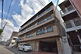 東栄マンションの画像