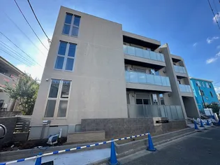 LAURE`A【1階】の外観