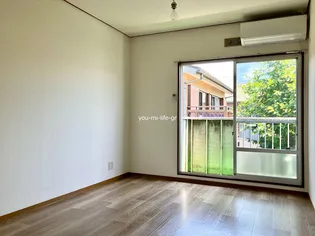 石丸ハイツ【2階】の居間