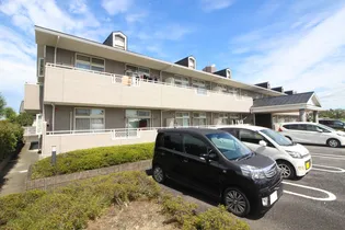 メゾン・ドゥミエ-ル【1階】の外観