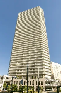 東京都江東区豊洲5【マンション】の外観