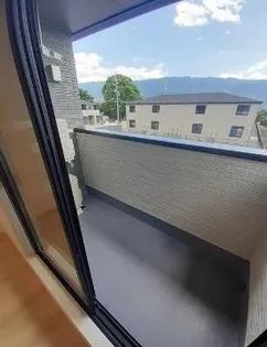 シェルト クレーテ津【2階】の玄関