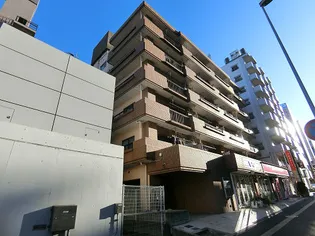 中山八番館【5階】の外観