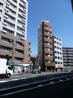 ベルメゾン池袋【2階】の外観