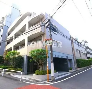 ラグジュアリーアパートメント西新宿【5階】の外観