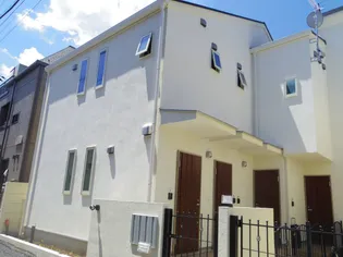 amut【1階】の外観