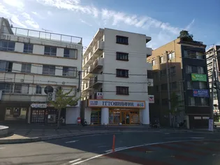 ロイヤルプリンスビル【5階】の外観