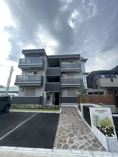 ジョリィ ルミエール【3階】の外観