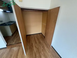 AKEBOHNO A棟【2階】の内装