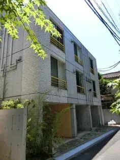 東京都中野区弥生町4【マンション】の外観