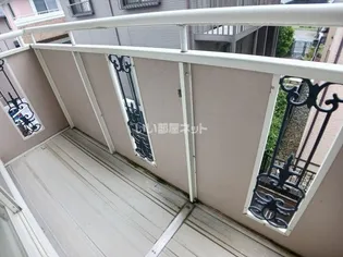 ウォーターバリー【2階】の内装