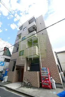 クイーンズコートの画像