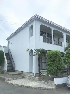 シャレード栗原の画像