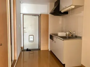 仲垣内ビル【2階】の居間