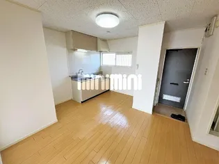 サニーコート【2階】の居間