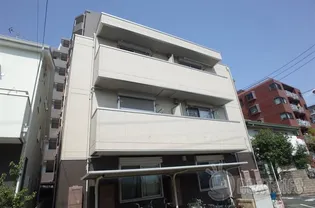 グリーンフォレスト府中【2階】の外観