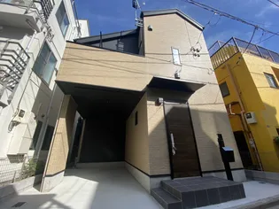 東京都新宿区百人町3【一戸建】の外観