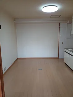 ステーションハイツ萩【2階】の居間