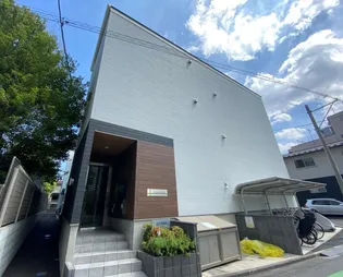 リトルロックス【1階】の外観