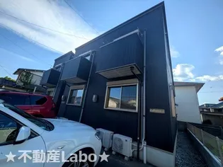 徳島県板野郡北島町中村字東中須【アパート】の外観