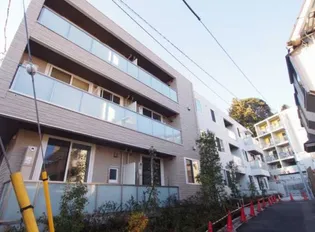 東京都新宿区下落合4【マンション】の外観