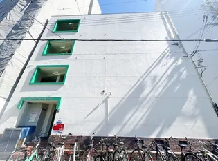 エバーグリーン新大阪【3階】の外観