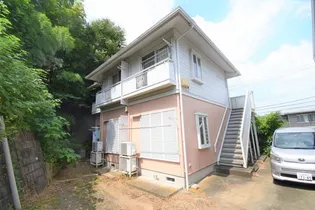 グランドヒル岡上B【1階】の外観