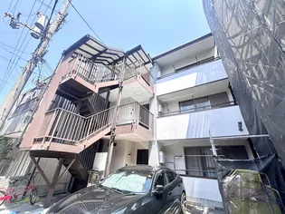 スリーハイツの画像