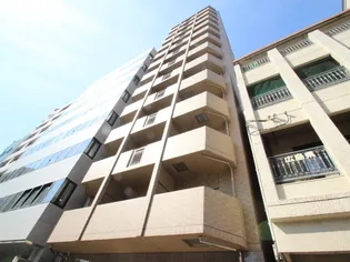 ウイング稲荷町【6階】の外観