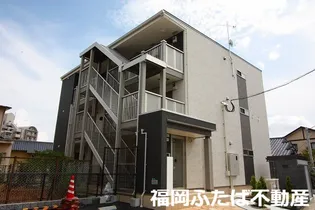 プラム Iの画像