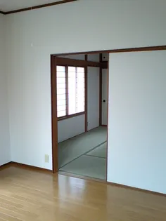 ハイツ清水 102【1階】の内装