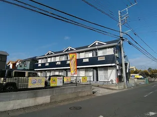 マニクール【2階】の外観