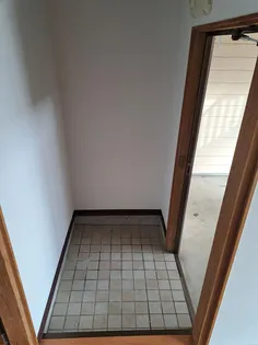 ハイツ高幸【1階】の玄関